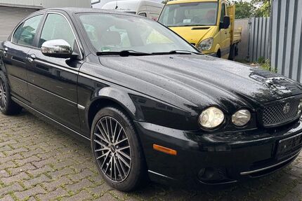 Jaguar X-Type 124.500 km 4.990 &euro; Mannheim 68309