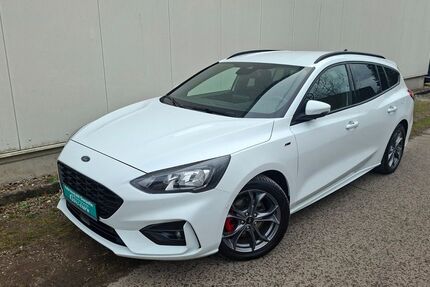 Ford Focus 100.000 km 12.599 &euro; Detmold 32758