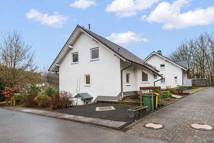 Haus Lennestadt Maumke - 8 Zimmer, 191 m&sup2;, 429.500&euro; | Angebot:25740752