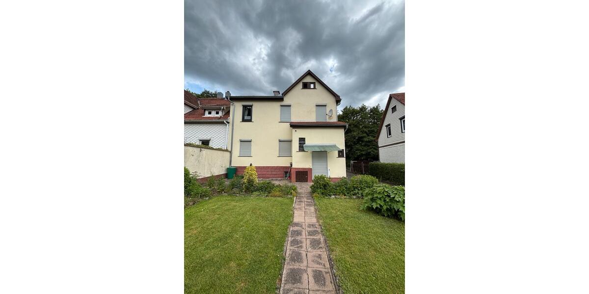 Reihenhaus Ohrdruf - 7 Zimmer, 128 m&sup2;, 185.000&euro; | Angebot:26962381