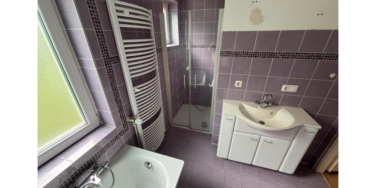 Einfamilienhaus Witzenhausen Blickershausen - 8 Zimmer, 180 m&sup2;, 150.000&euro; | Angebot:26824187