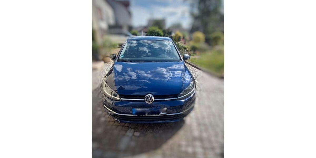 VW Golf 71.000 km 16.900 &euro; Schwalbach 66773