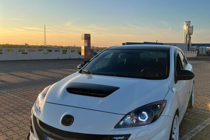 Mazda 3 158.000 km 10.990 € Limbach Oberfrohna 09212