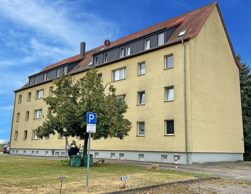 Wohnung zum Kaufen in Wiedemar OT Zwochau 85.000 € 59 m²