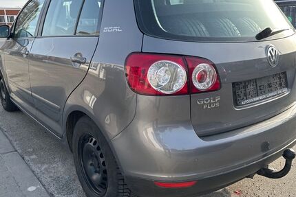 VW Golf 135.000 km 3.800 &euro; Lübeck 23560