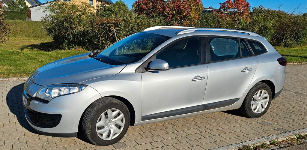 Renault Megane 112.520 km 8.499 &euro; Brigachtal 78086