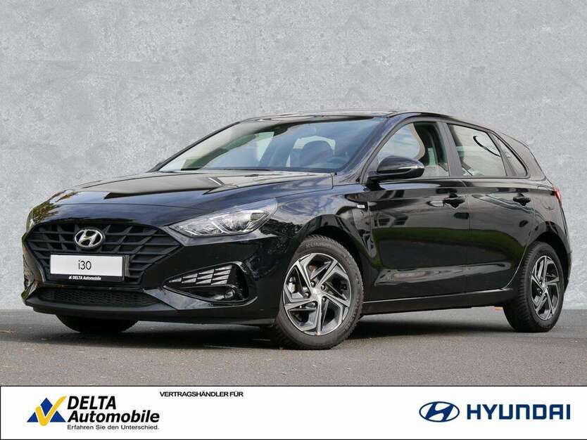 i30
