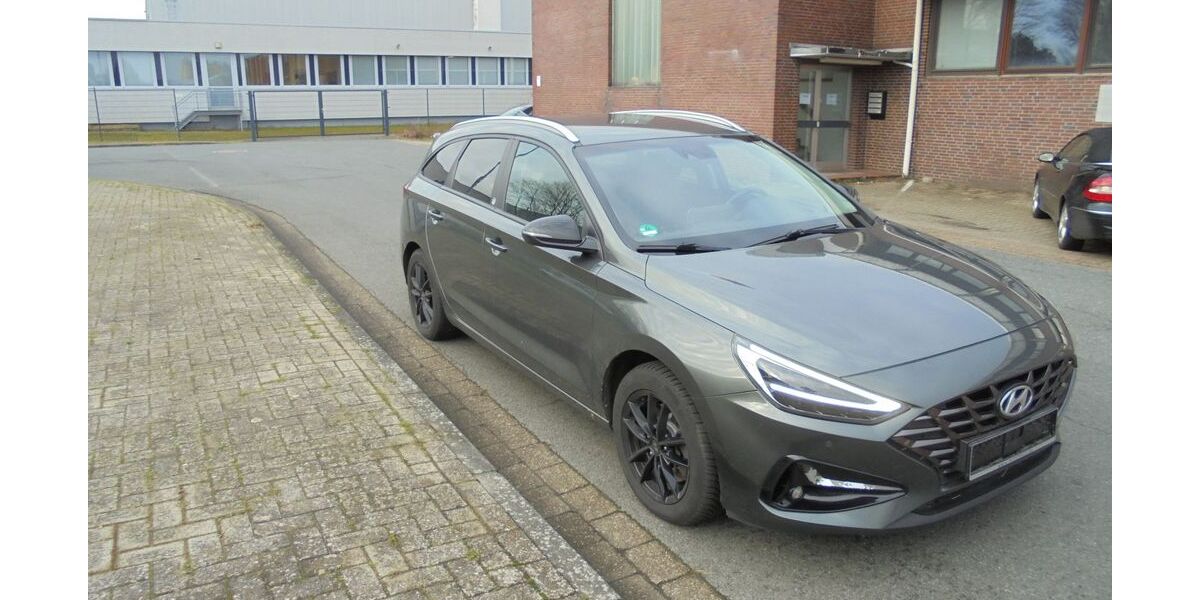 Hyundai i30 128.000 km 13.250 &euro; Stuhr 28816