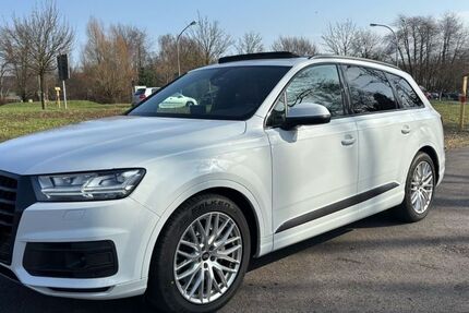 Audi Q7 184.000 km 28.000 &euro; Mülheim 45472