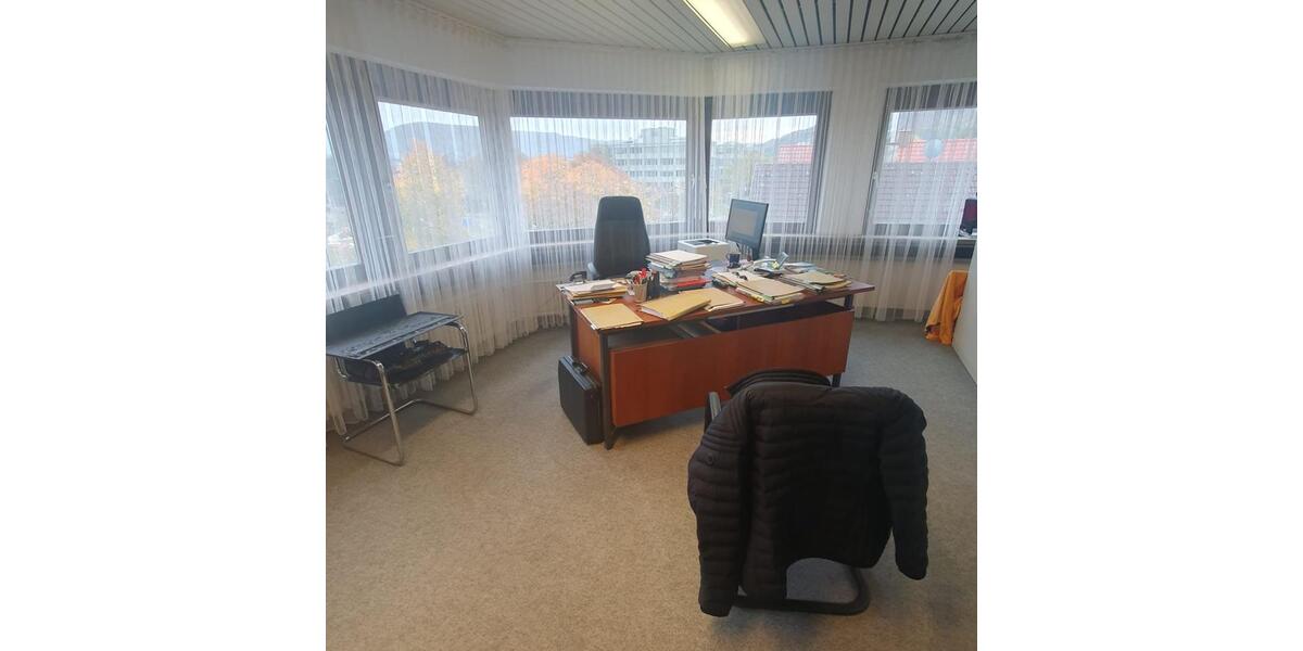 Attraktive Büroeinheit mit Aufzug und Parkplätzen - ca. 162 m² ab Januar 2026 zimmer