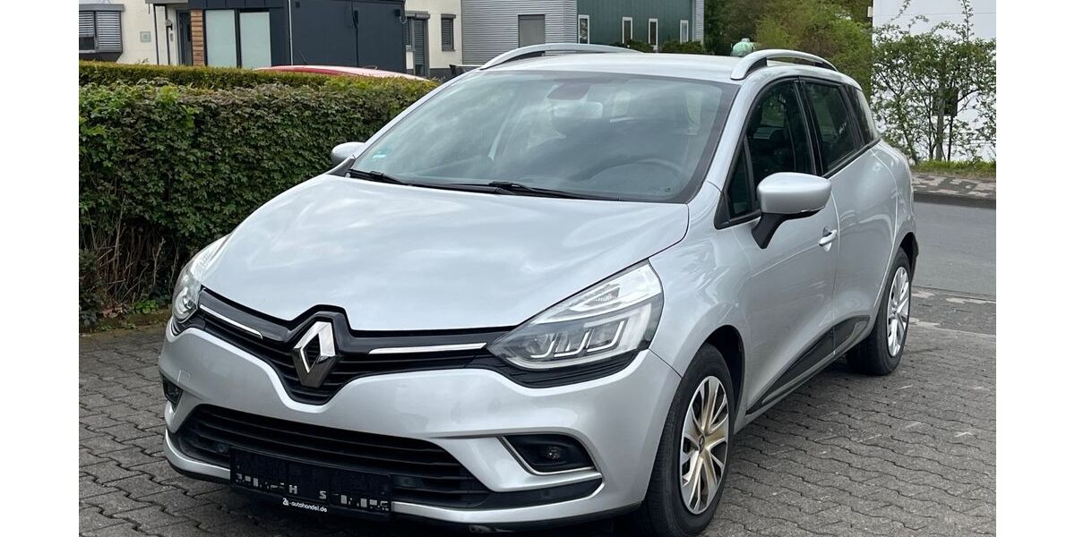 Renault Clio 99.911 km 7.911 &euro; Arnsberg 59757