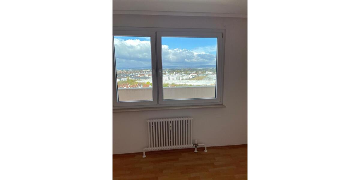 Etagenwohnung Hochheim am Main - 2 Zimmer, 60 m&sup2;, 200.000&euro; | Angebot:26324005