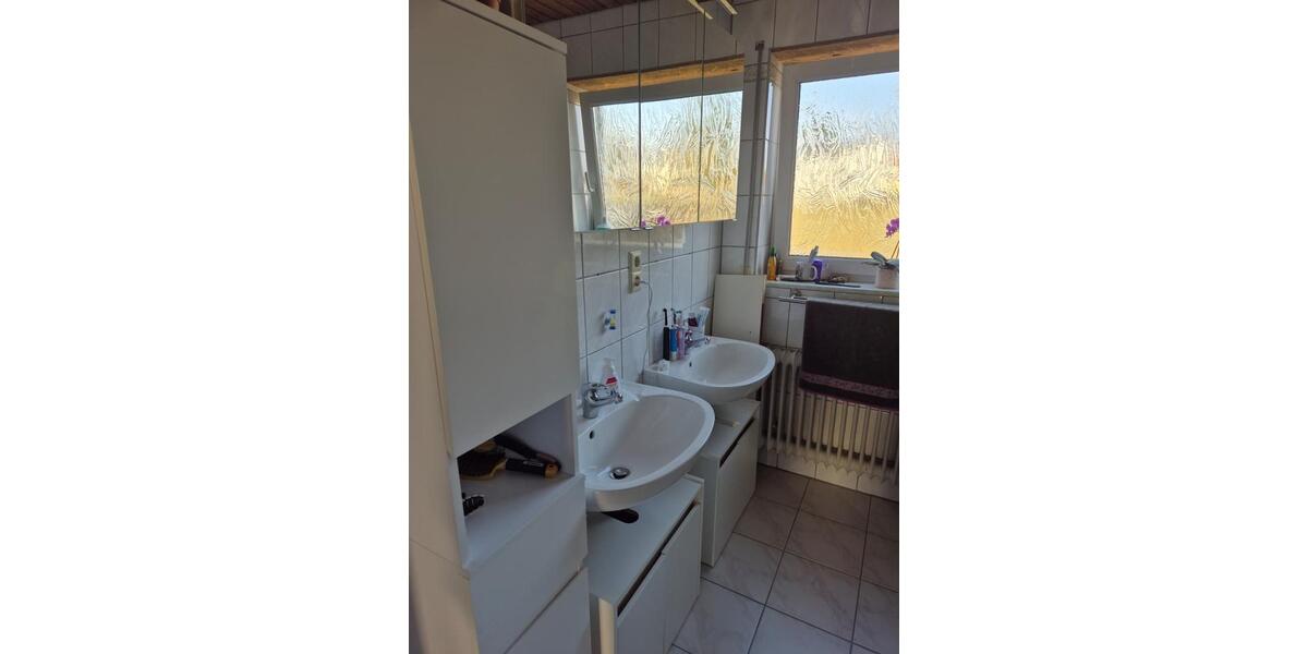 Etagenwohnung Vogt - 5 Zimmer, 120 m&sup2;, 1.050&euro; | Angebot:25421040