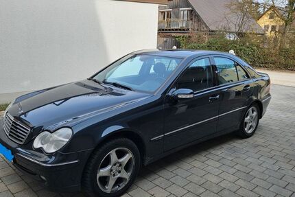 Mercedes-Benz C 200 206.000 km 4.250 &euro; Freising 85354