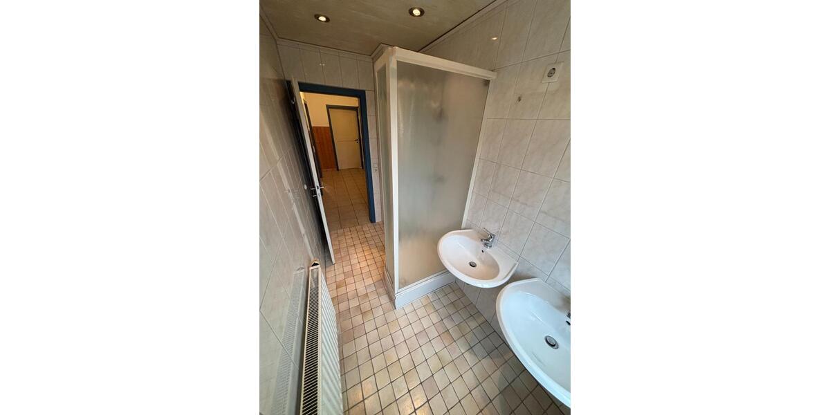 Mehrfamilienhaus, Wohnhaus Korntal-Münchingen Münchingen - 9 Zimmer, 196 m&sup2;, 890.000&euro; | Angebot:24865245