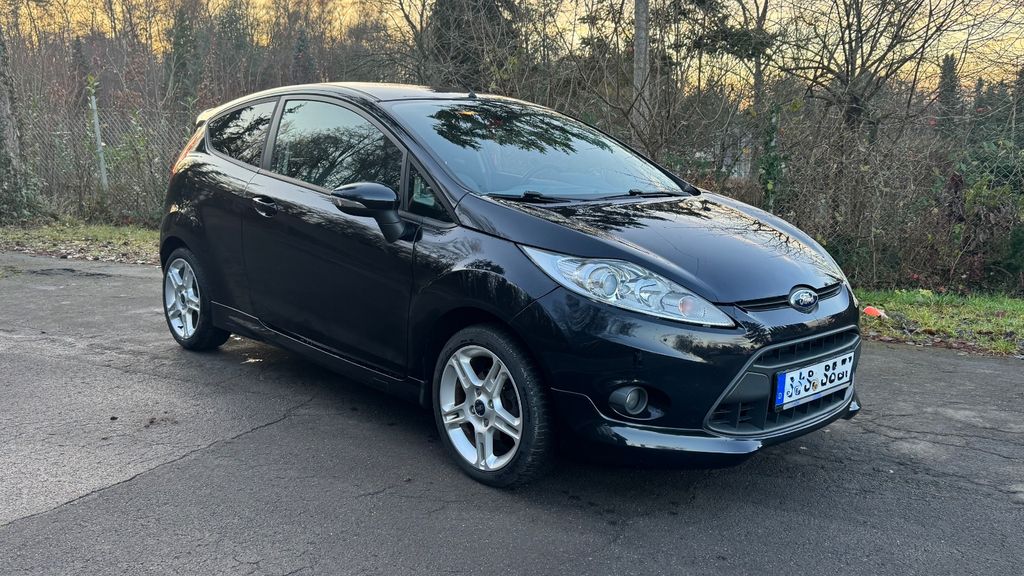 Ford Fiesta 84.500 km 6.300 &euro; Schwalbach 66773