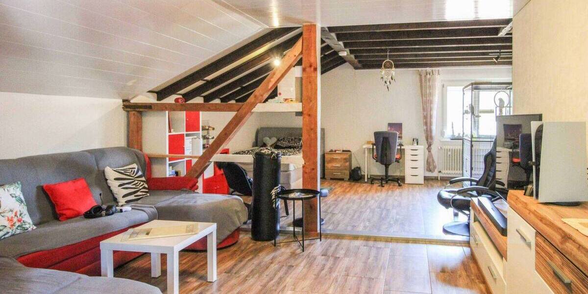 Einfamilienhaus Bad Wildbad Calmbach - 5 Zimmer, 204 m&sup2;, 500.000&euro; | Angebot:26779299