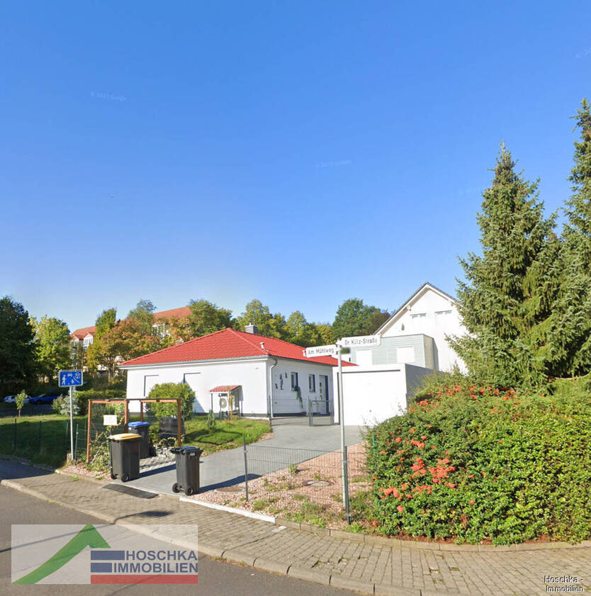 Befristete Vermietung bis 31.03.2028! Neu renovierter 3 Zimmer Bungalow mit Garage und gr. Garten