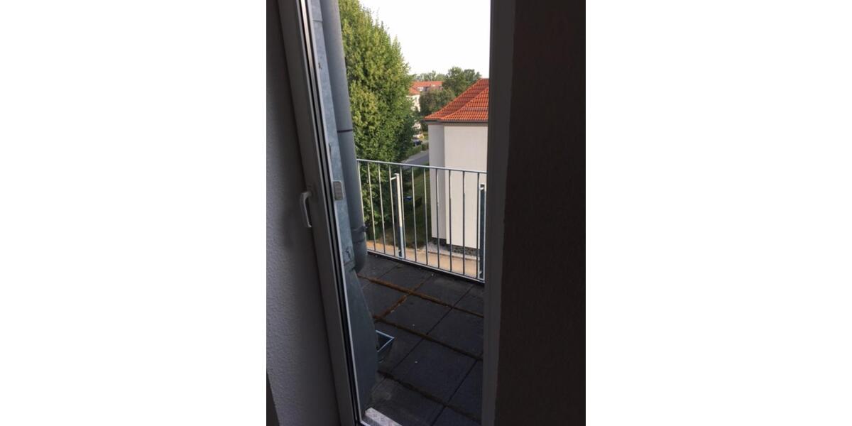 Dachgeschoßwohnung Wurzen - 2.5 Zimmer, 71 m&sup2;, 450&euro; | Angebot:25852116