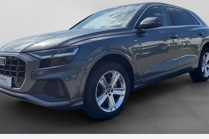 Audi Q8 40.743 km 51.680 &euro; Duisburg 47059