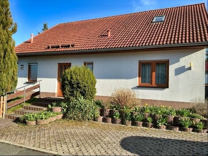 Einfamilienhaus Falkenstein - 4 Zimmer, 137 m&sup2;, 245.000&euro; | Angebot:26128492