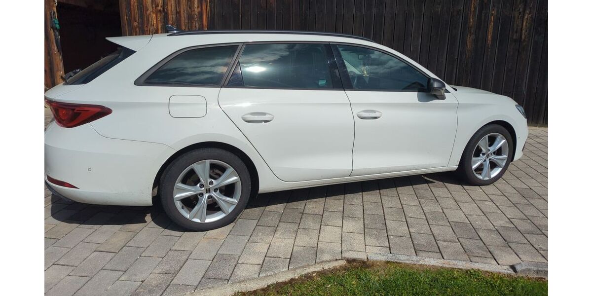 Seat Leon 105.000 km 14.000 &euro; Salzweg 94121