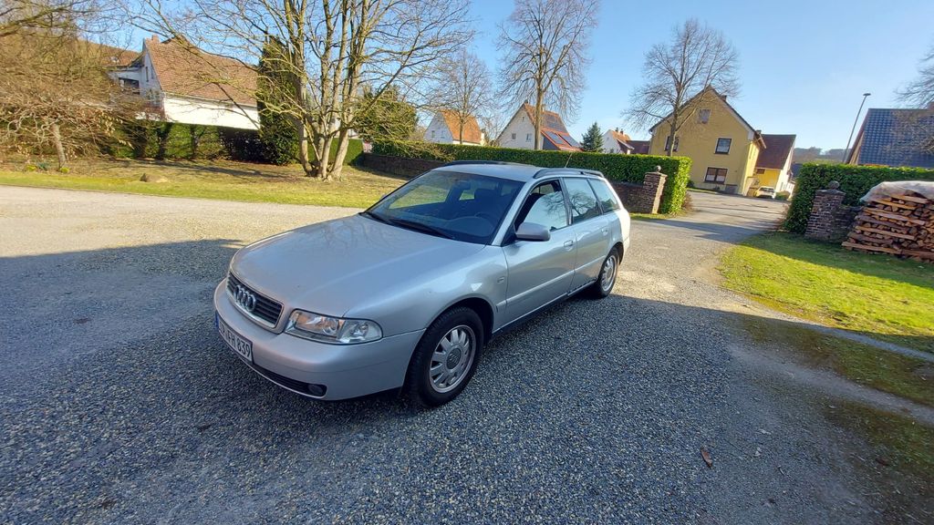 Audi A4 190.122 km 2.850 &euro; Kalletal 32689