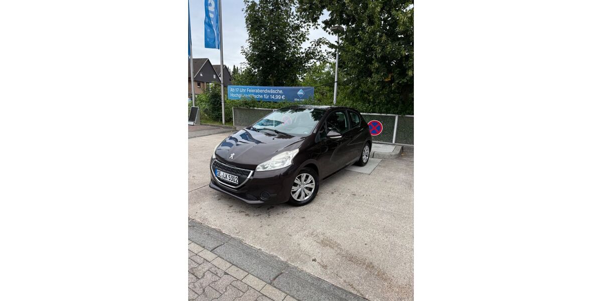 Peugeot 208 153.000 km 3.600 &euro; Norderstedt 22844