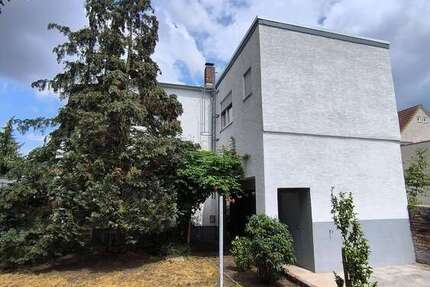 Haus zum Kaufen in Kelsterbach 639.000 € 164 m² 7 zimmer