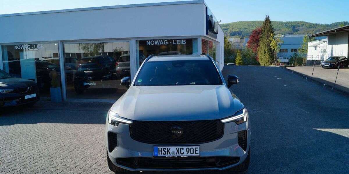 Volvo XC90 10.000 km 88.890 &euro; Meschede 59872