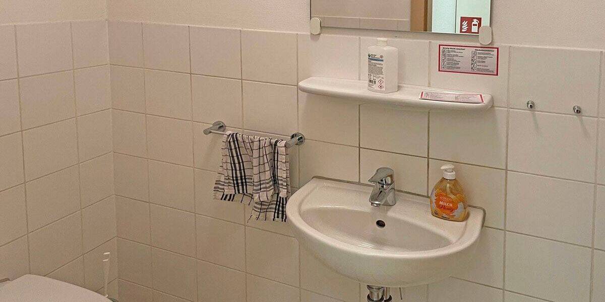 Gewerbeobjekt Wallenfels - 4 Zimmer, 210.000&euro; | Angebot:25746557