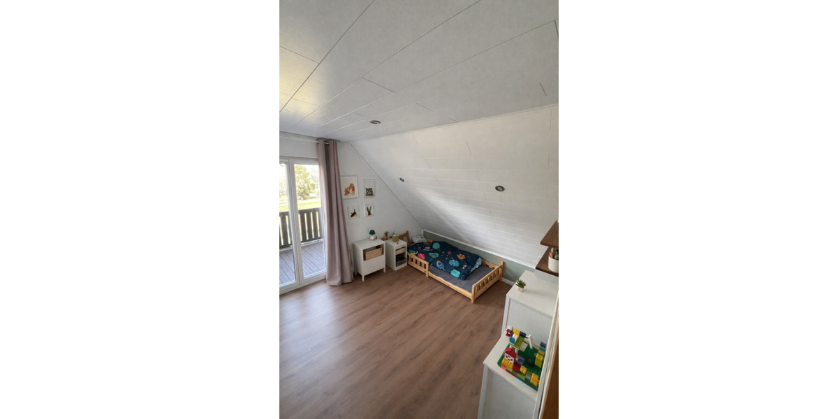 Einfamilienhaus Bad Arolsen - 4 Zimmer, 115 m&sup2;, 1.250&euro; | Angebot:25310410
