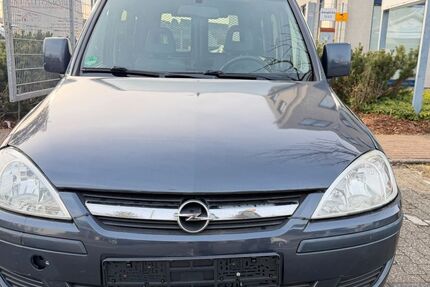 Opel Combo 166.000 km 3.950 &euro; Oberhausen 46047