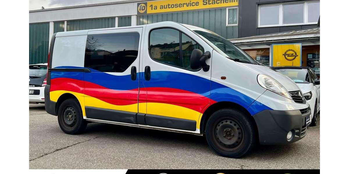 Opel Vivaro 124.629 km 8.990 &euro; wehr 79664