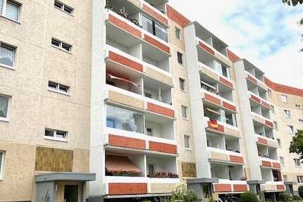 Wohnung zum Mieten in Waren (Müritz) 250 € 25.34 m² 1 zimmer