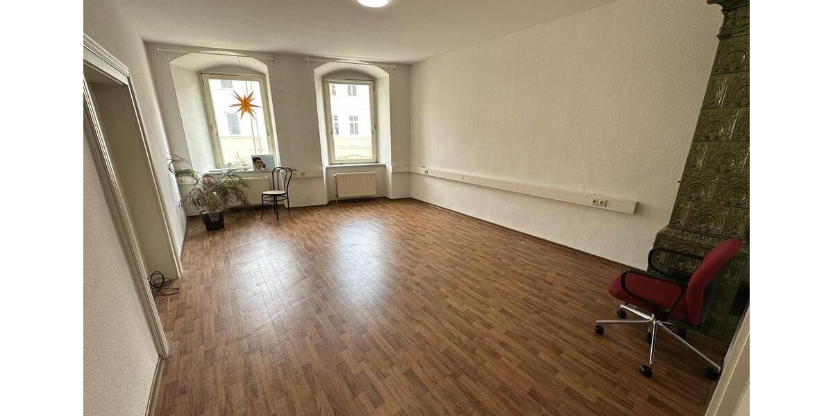 Etagenwohnung Hof Altstadt - 3.5 Zimmer, 100 m&sup2;, 650&euro; | Angebot:26279406