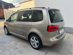 VW Touran Comfortline BMT/Standhzg/ 150.000 km 9.290 &euro; Troisdorf 53844