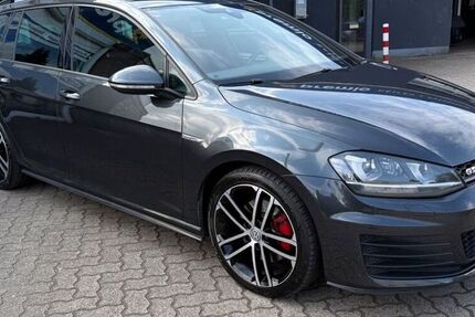 VW Golf