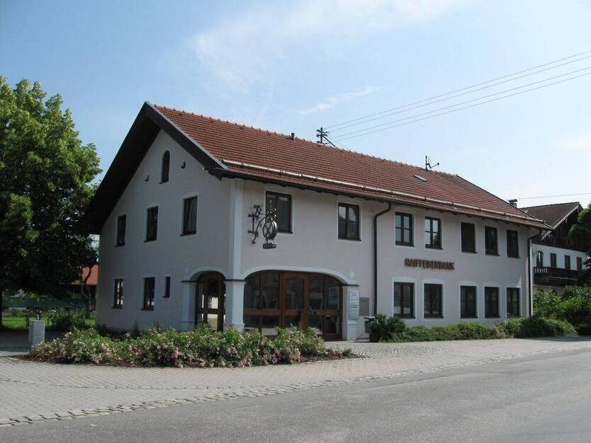 Ehemalige Bankfiliale - kann nach Mieterwünschen umgebaut werden