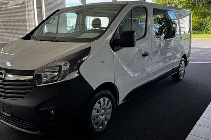 Opel Vivaro 92.460 km 15.900 &euro; Bad Salzuflen 32107