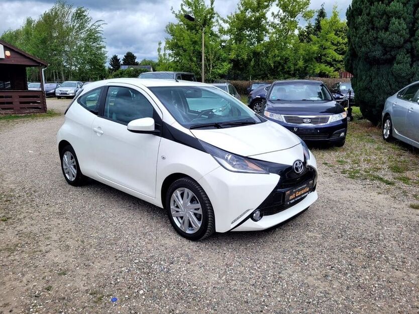 Aygo (X)
