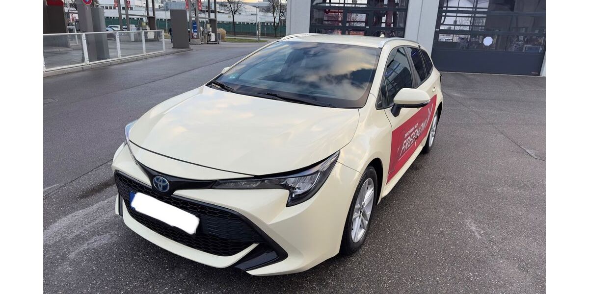 Toyota Corolla 141.727 km 20.500 &euro; München 80809