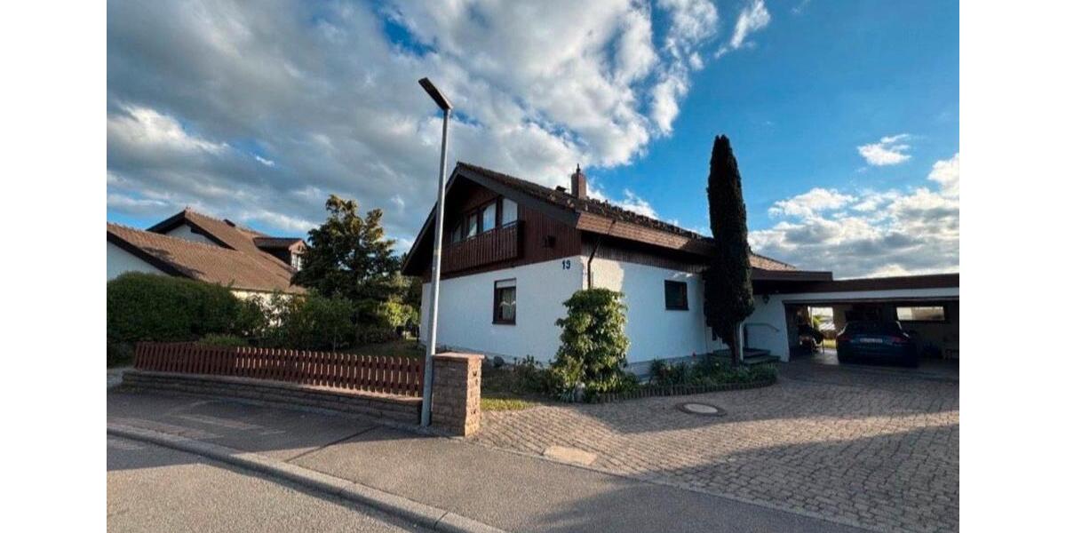 Einfamilienhaus Pfullendorf - 8 Zimmer, 170 m&sup2;, 590.000&euro; | Angebot:27076708