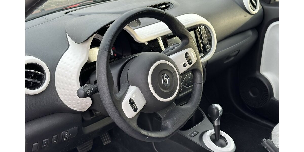 Renault Twingo Equilibre Electric / Sitzheizung 26.720 km 12.690 &euro; Donauwörth 86609