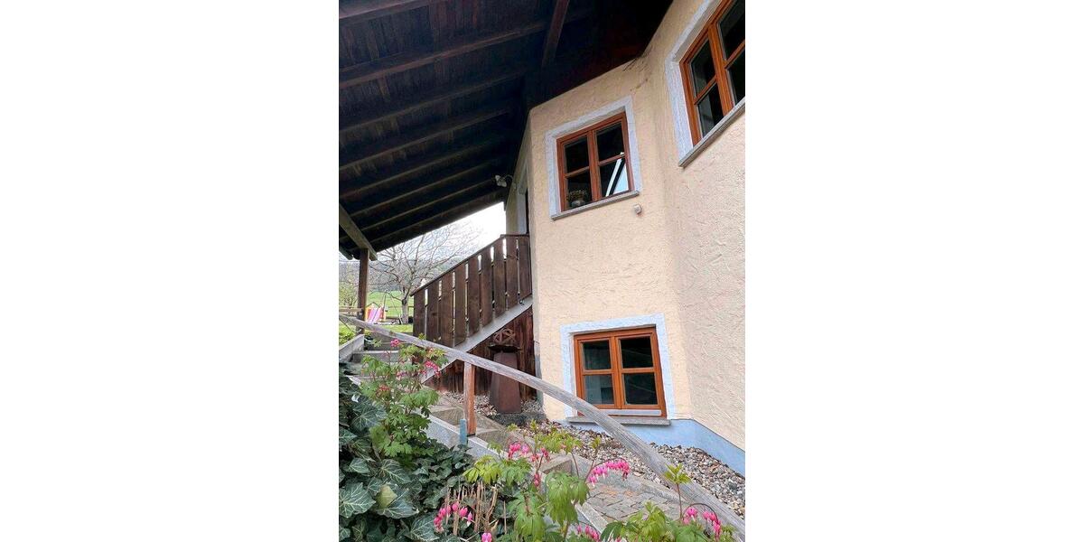 Etagenwohnung Hauzenberg - 3 Zimmer, 80 m&sup2;, 630&euro; | Angebot:26253652