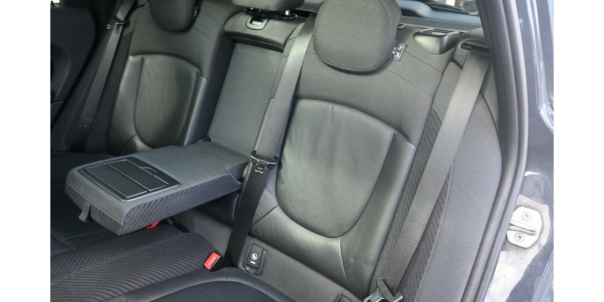 Mini Cooper SD Clubman Aut All4 Leder Navi PDC 18Alus 150.000 km 15.900 &euro; Seevetal - Hittfeld 21218