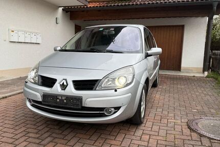 Renault Scenic 147.471 km 3.333 € Raubling 83064