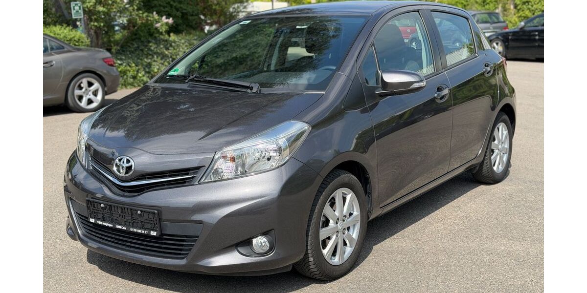 Toyota Yaris 25.000 km 8.890 &euro; Möglingen 71696