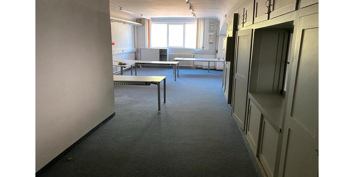 Gewerbeobjekt Schlaitdorf - 400&euro; | Angebot:26241761