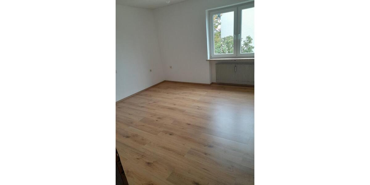Etagenwohnung Burgebrach - 3 Zimmer, 80 m&sup2;, 640&euro; | Angebot:25146427